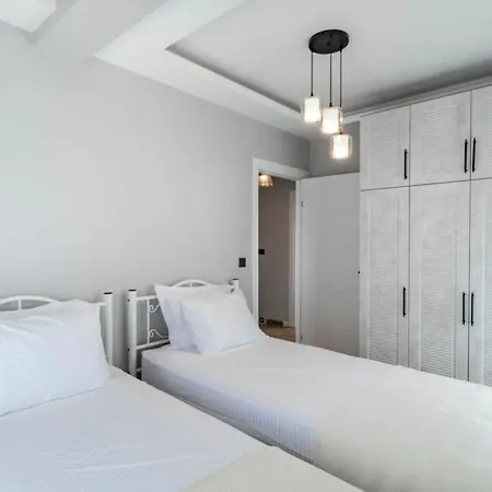 Dreamy House With Private Pool In Urla *